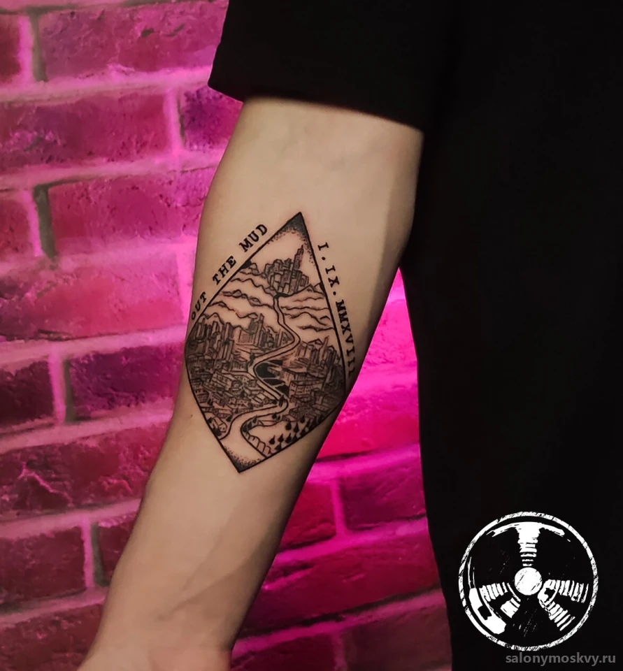 Тату-студия Tattoo Stalker Art: цены на услуги, запись, отзывы, адрес и  фото на SalonyMoskvy.ru