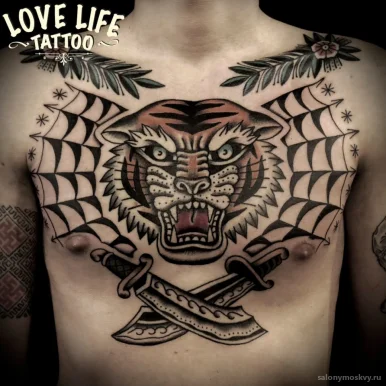 Салон Love Life Tattoo фото 8