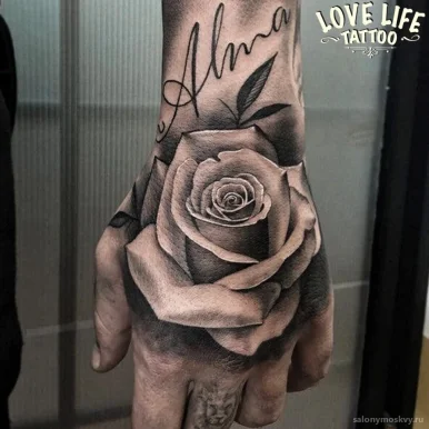 Салон Love Life Tattoo фото 7
