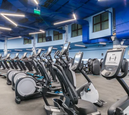 Фитнес-клуб SAVOY WELLNESS Новослободская на улице Адмирала Фадеева фото 2