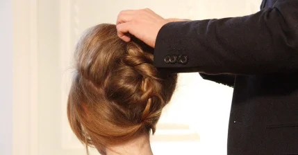 Плетение кос от 600 рублей