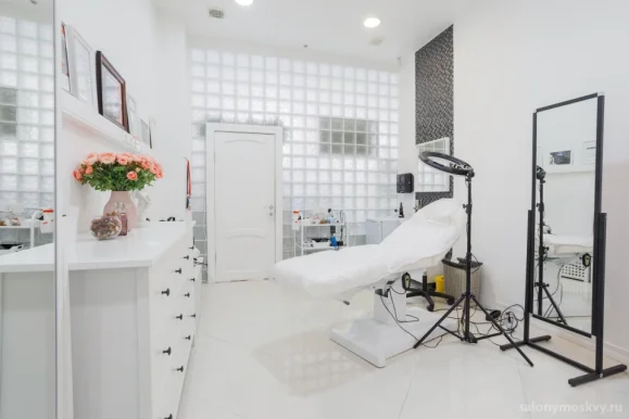 Школа-студия перманентного макияжа MAKEUPTATTOO на улице Коштоянца фото 7