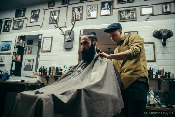 Мужская парикмахерская Barbershop Mr.KG на Ломоносовском проспекте фото 7