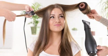 Укладка волос любой длины - 700 рублей